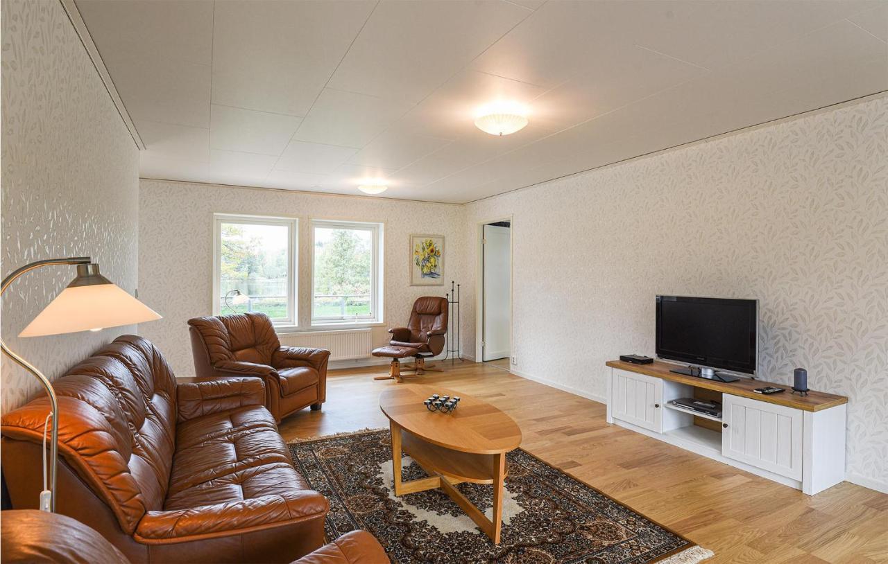 Cozy Home In Svanskog With Lake View Exteriér fotografie